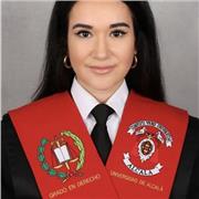 Imparto clases de apoyo para estudiantes que inicien su grado en Derecho